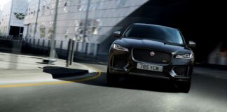 Debuttano nella gamma Jaguar F-PACE le Special Editions 300 Sport e Chequered Flag