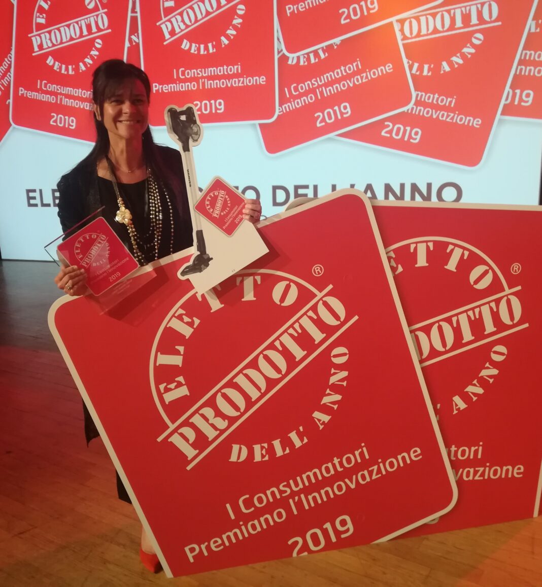 Sabrina Zara (Hoover) con il premio