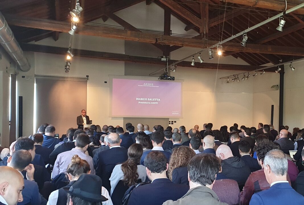 AESVI_Presentazione Rapporto esports 140519