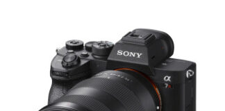 Sony presenta la nuova fotocamera ad alta risoluzione α 7R IV