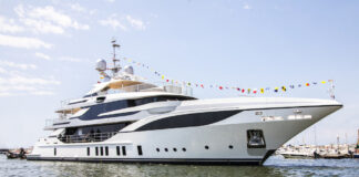 Benetti vara FB703 M/Y “Bacchanal” Mega Yacht Custom di 47 metri