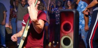 Da JBL uno speaker pensato per fare festa