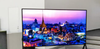 SHARP espone il più grande display 8K LC al mondo a IFA2019