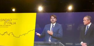 Al via il protocollo di intesa MISE-Poste Italiane per il progetto “Piazza Wifi Italia”