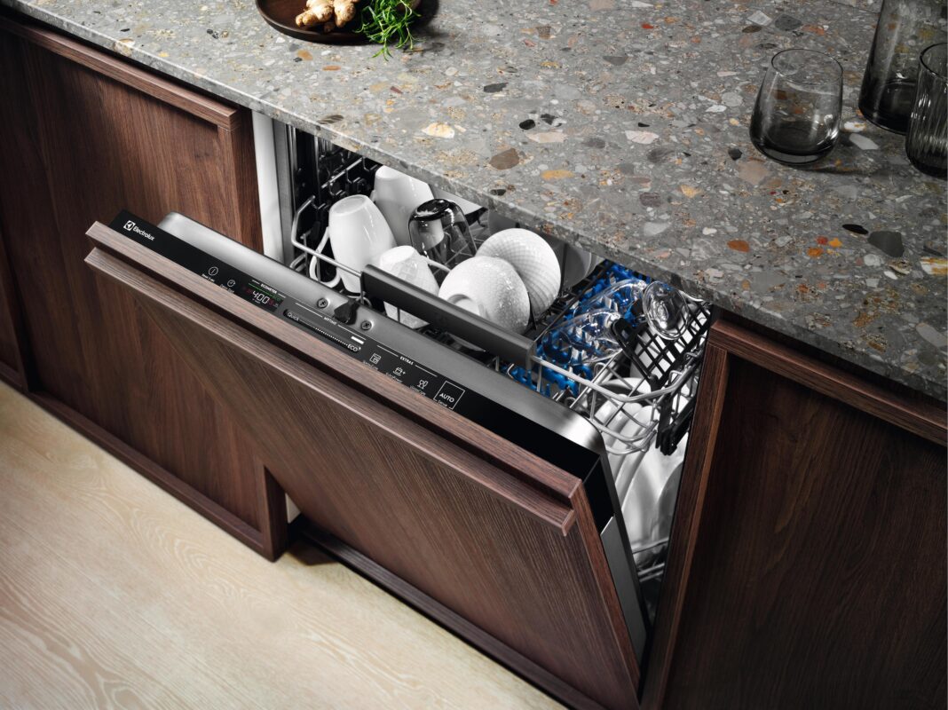Electrolux - lavastoviglie aperta
