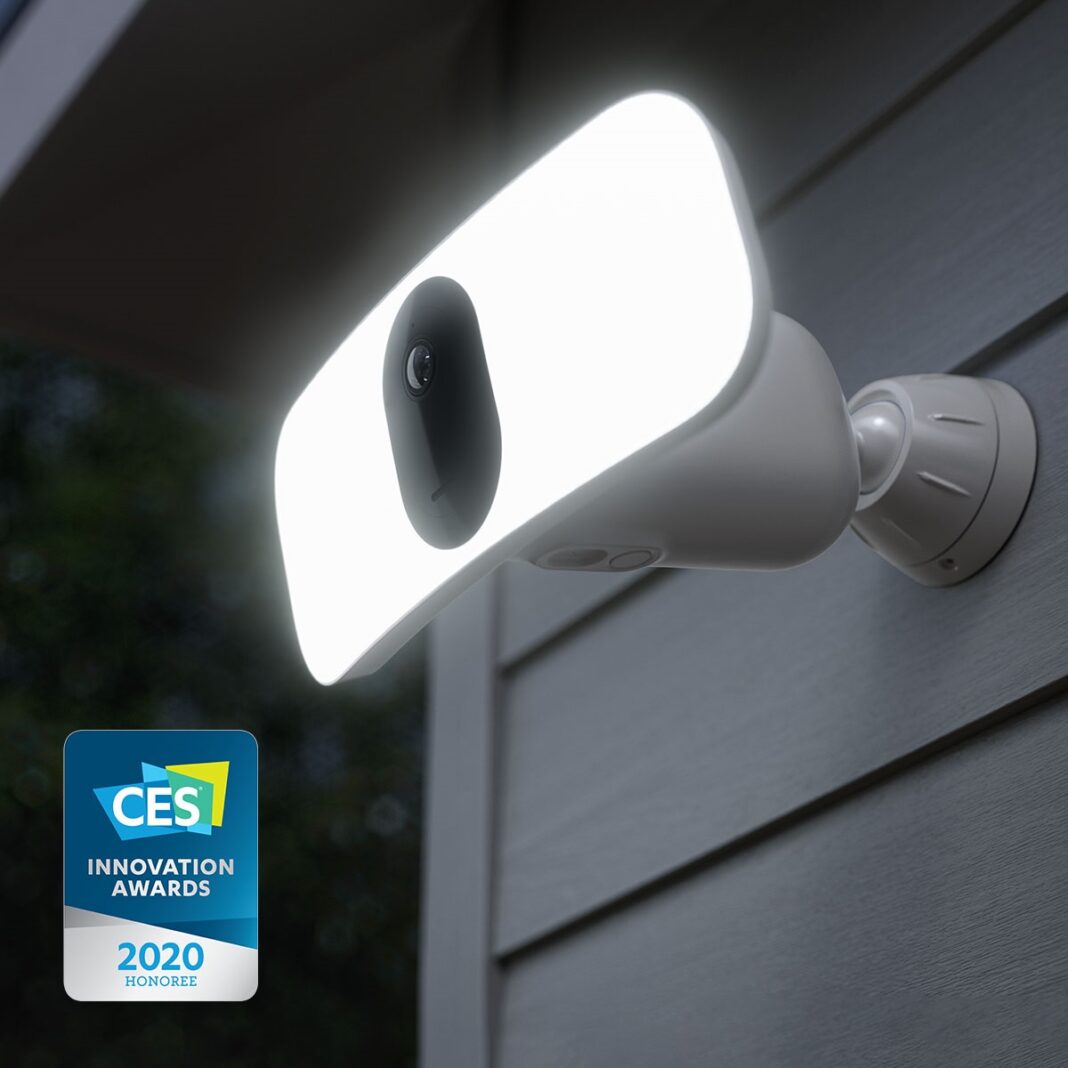 Arlo FloodlightCam CIA_2