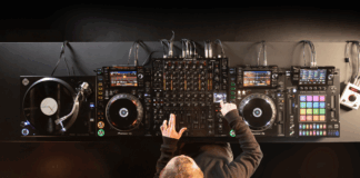 Pioneer DJ presenta DJM-V10