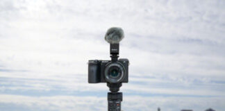 Sony annuncia il nuovo shooting grip GP-VPT2BT con funzione di telecomando wireless