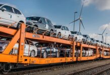 Lo scambio di camion-treni riduce significativamente le emissioni nella rete logistica di Volvo Cars