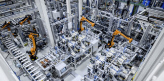 Cresce la rete globale di produzione di batterie di Mercedes-Benz