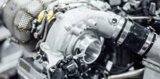 Con il turbocompressore a gas di scarico elettrico Mercedes-AMG migliora l’efficienza e le prestazioni