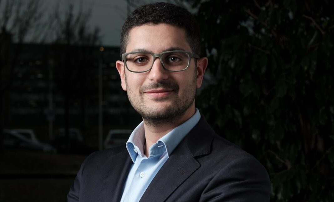 Karim Bruneo1