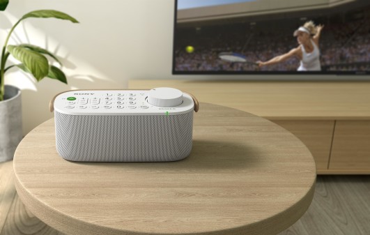 Da Sony il nuovo speaker wireless per TV SRS-LSR200
