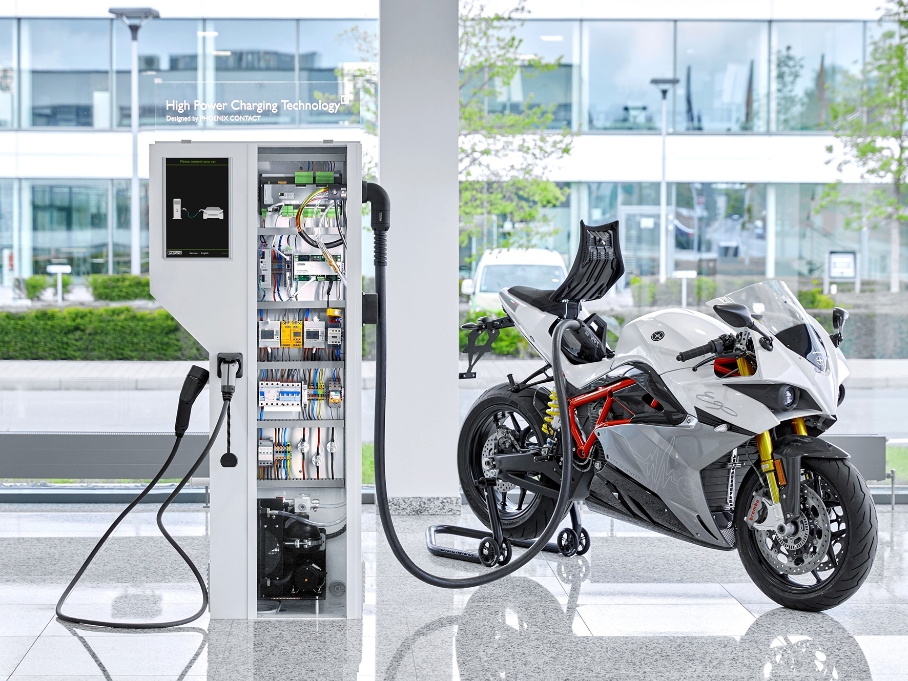 Phoenix Contact E-Mobility in espansione verso la Polonia