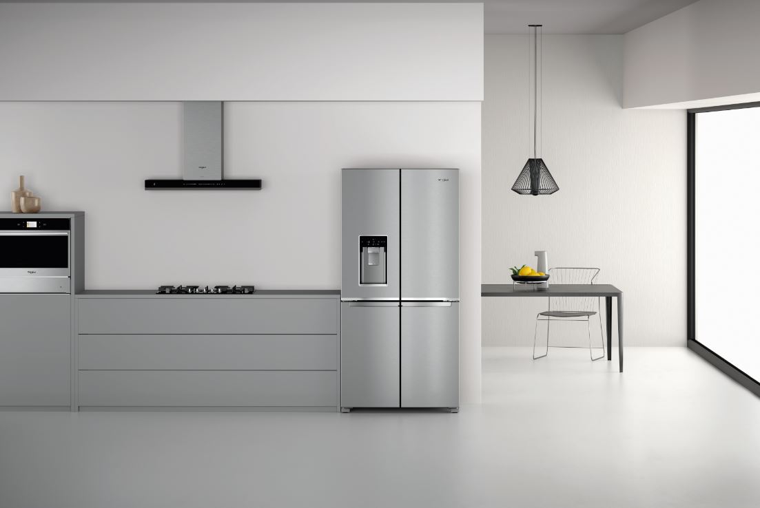 Il nuovo frigorifero 4 porte Whirlpool W Collection