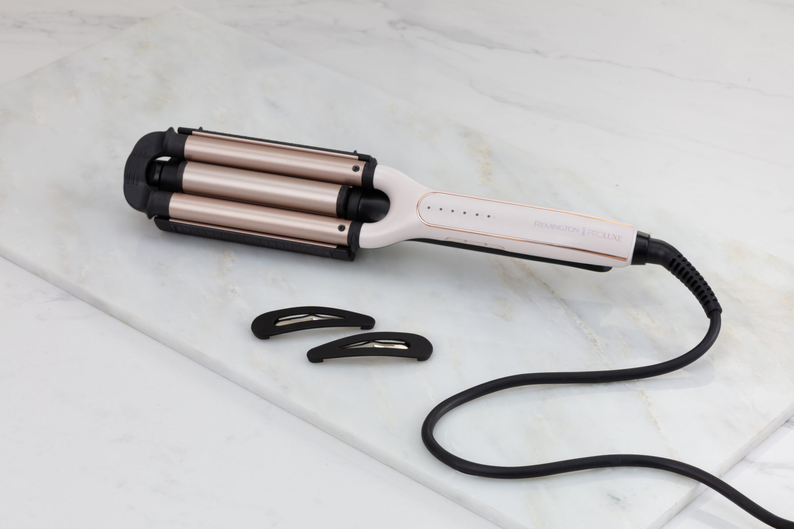 Remington lancia la piastra PROluxe 4in1