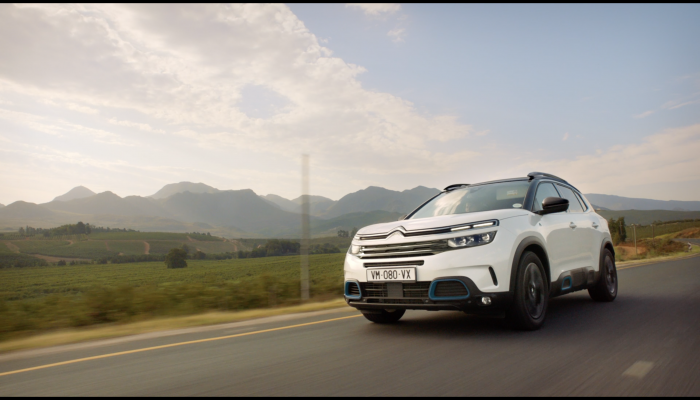 On air la campagna Tv per accompagnare il lancio di SUV Citroën C5 Aircross Hybrid Plug-in in Italia