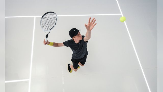 Jannik Sinner è il nuovo testimonial di Fastweb