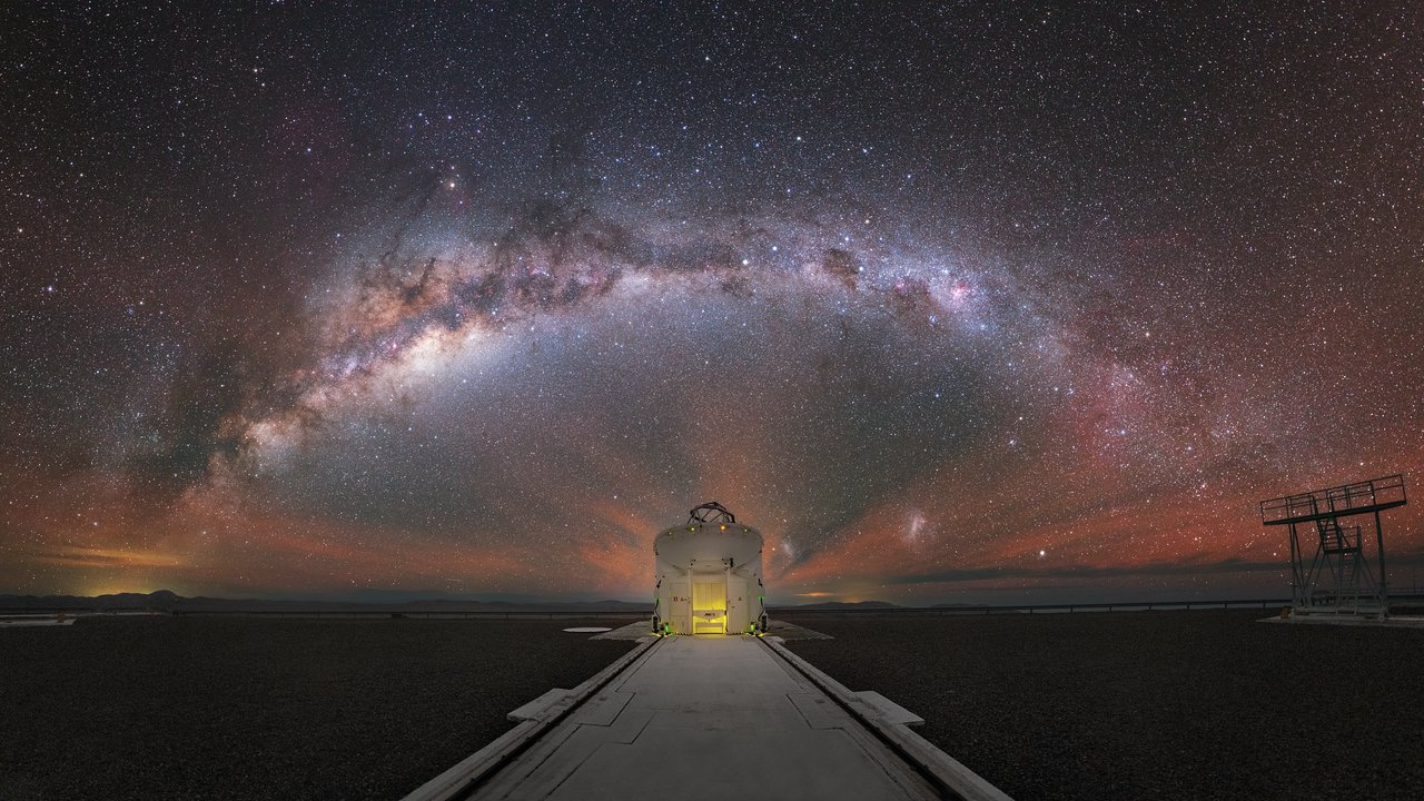 Milky Way behind a VLT Auxiliary Telescope