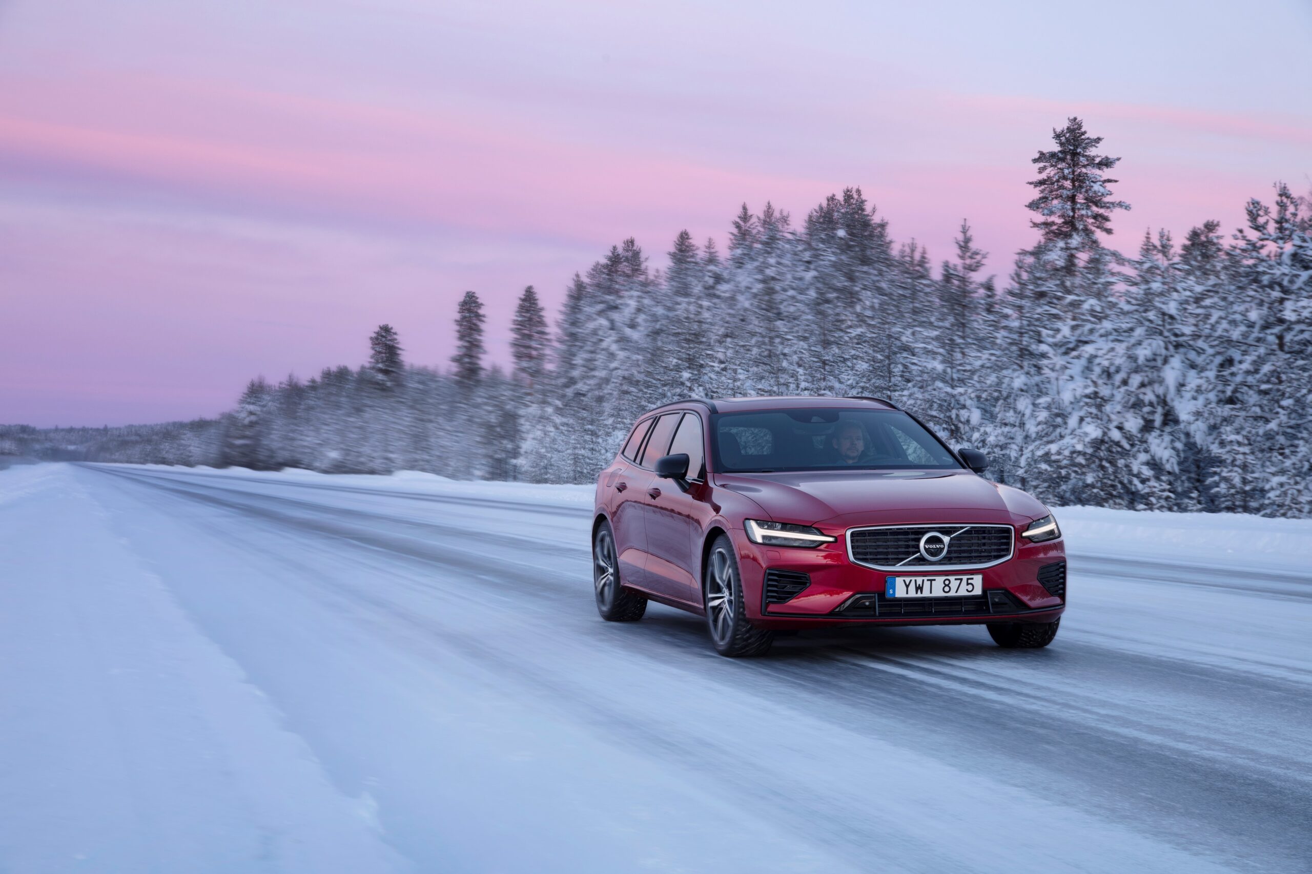 Volvo Cars registra nel secondo semestre le vendite più forti nella storia della società per quanto riguarda la ripresa della pandemia