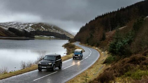 Land Rover amplia la gamma Defender con la nuova Defender V8 ed esclusive edizioni speciali