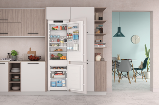 Indesit: nuovi frigoriferi combinati da incasso Total No Frost con Push&Go