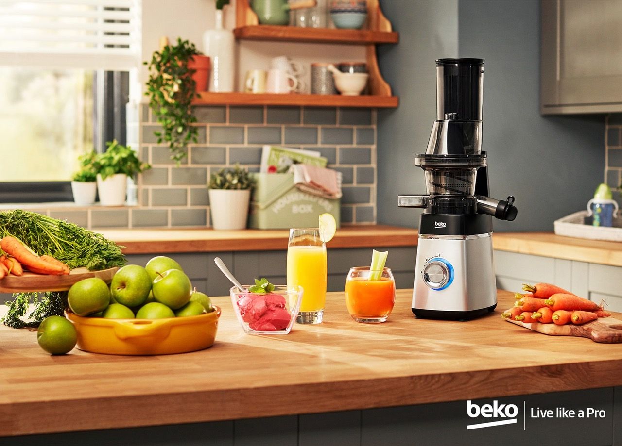 Da Beko il nuovo estrattore Slow Juicer a freddo SJA3209BX