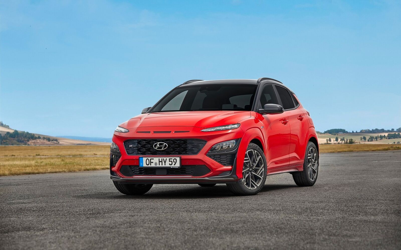 Nuova KONA amplia la gamma elettrificata dei SUV Hyundai