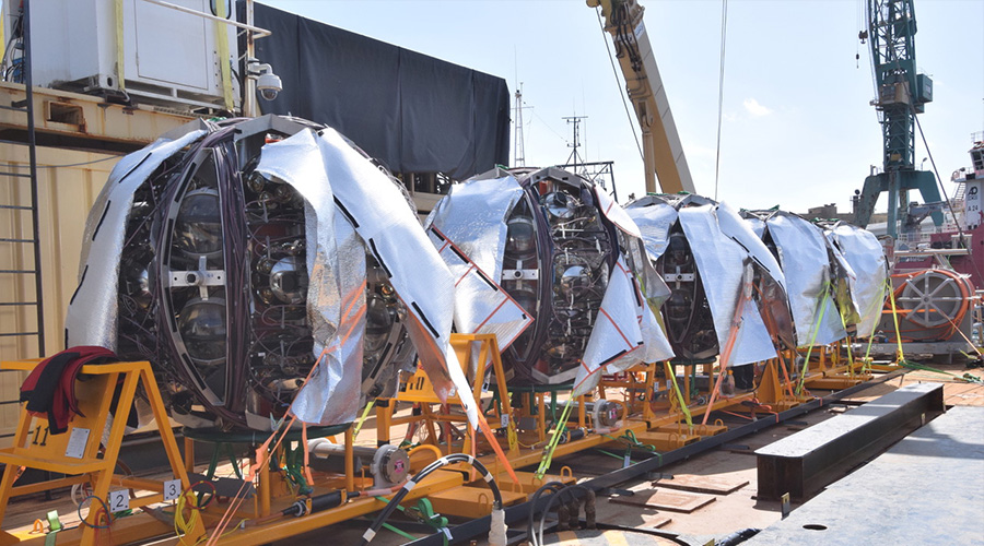Neutrini: installate le prime sei componenti del telescopio sottomarino KM3NeT