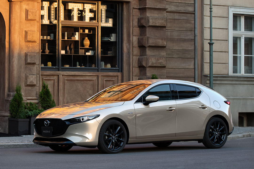 MAZDA3 2022: sportiva e seducente con una connettività rinnovata