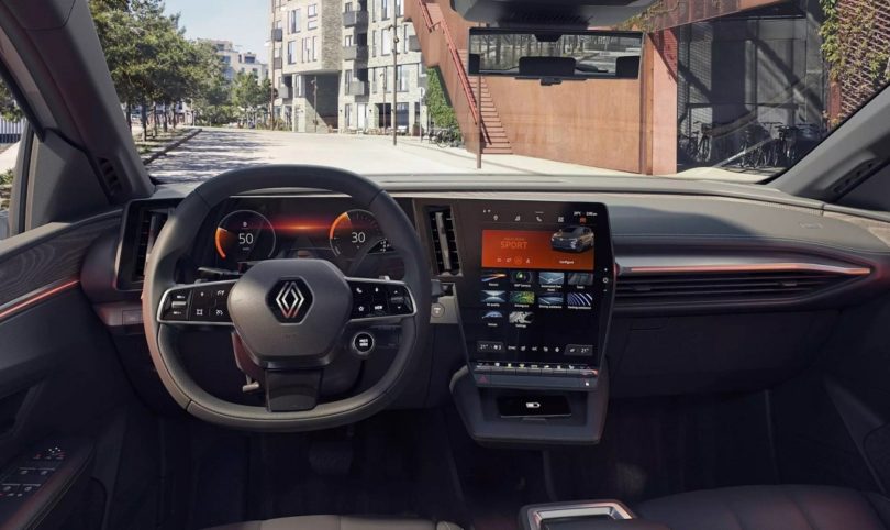 Il nuovo sistema di infotainment di LG debutta sulla Renault Mégane E-TECH Electric
