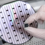 Bosch avvia la produzione in serie di chip in carburo di silicio