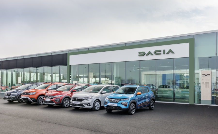 Nuova identità visuale delle rete vendita di Dacia