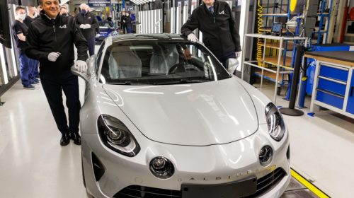 Alpine annuncia la produzione del nuovo crossover GT a Dieppe