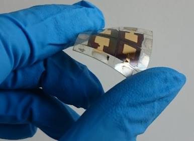 Fotovoltaico a perovskite: celle solari flessibili a basso costo a partire da un semplice foglio di carta