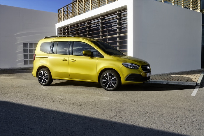 The-new-Mercedes-Benz-T-Class-The-premium-small-van-for-active-lifestyles