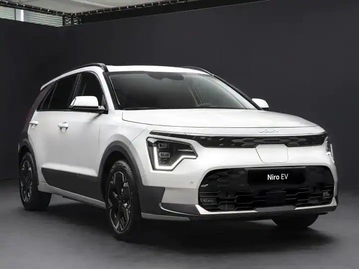 Kia presenta la nuova generazione di Kia Niro