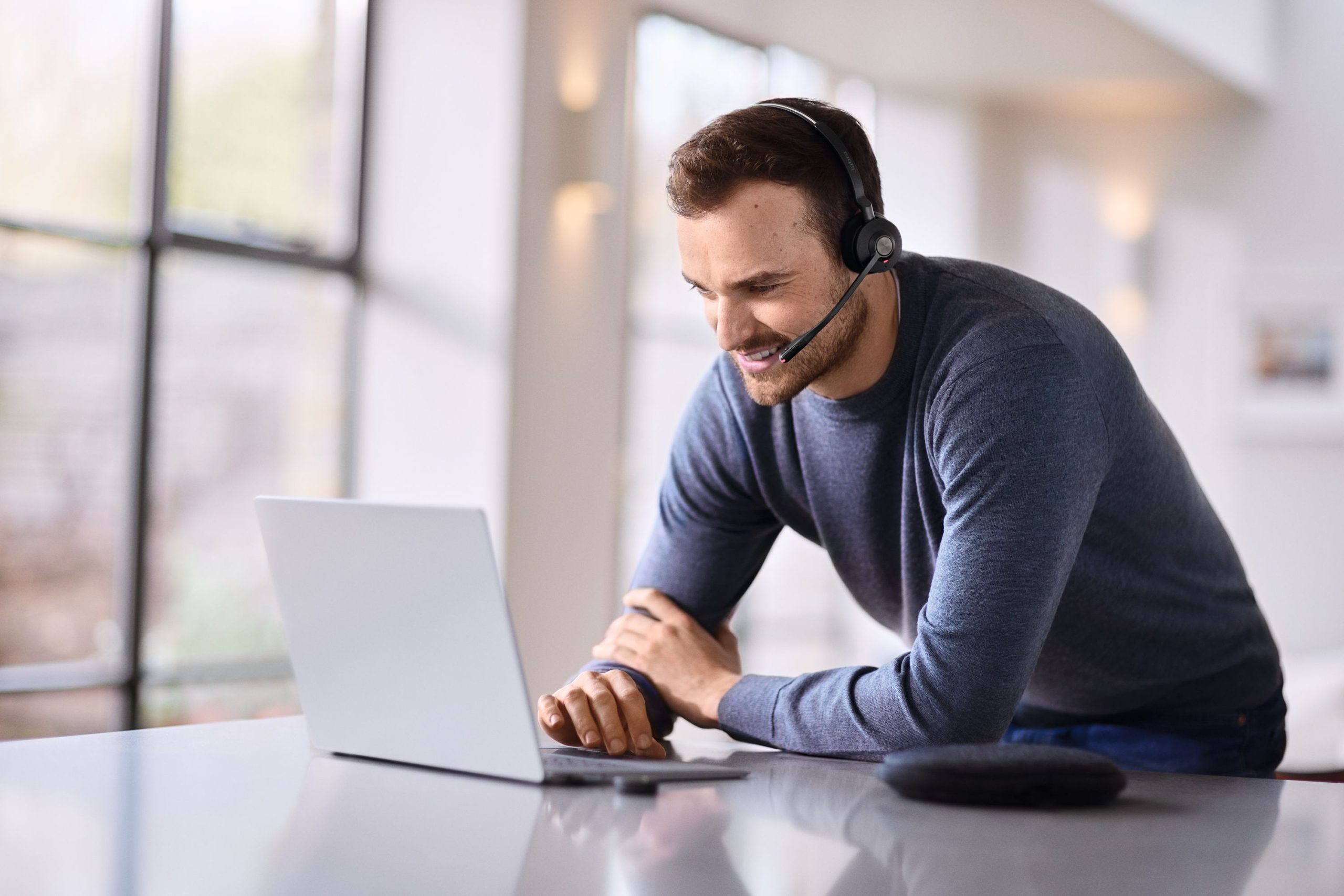 Da Jabra la nuova cuffia convertibile Engage 55