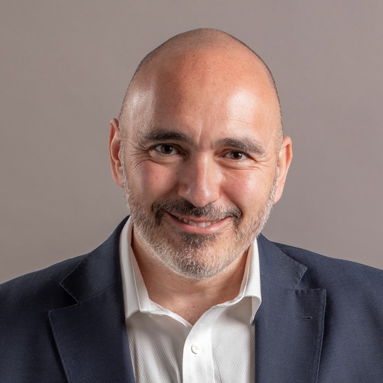 Vertiv nomina Vicente Chiralt Vice President Marketing EMEA