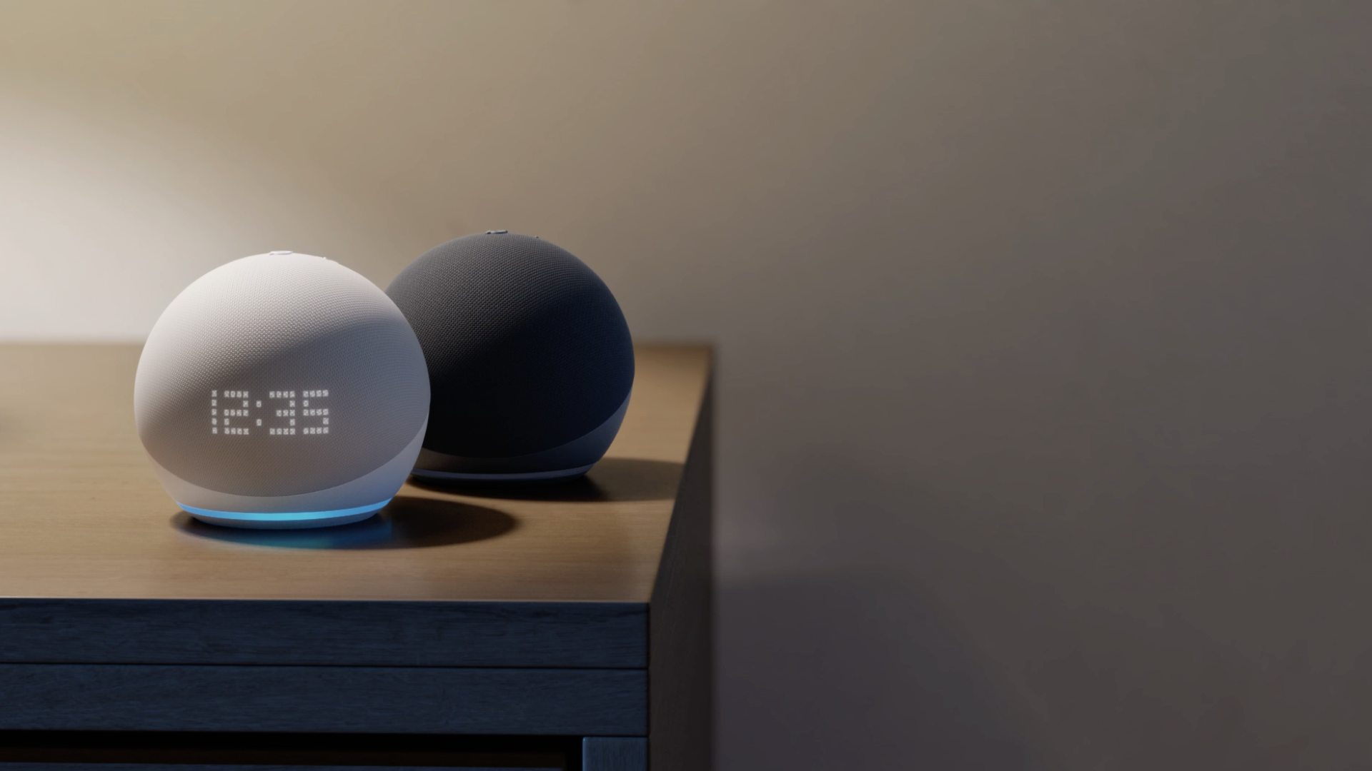 Disponibili i nuovi dispositivi Echo Dot, Echo Dot con orologio ed Echo Studio