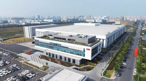 ABB apre una nuova fabbrica di robotica a Shanghai