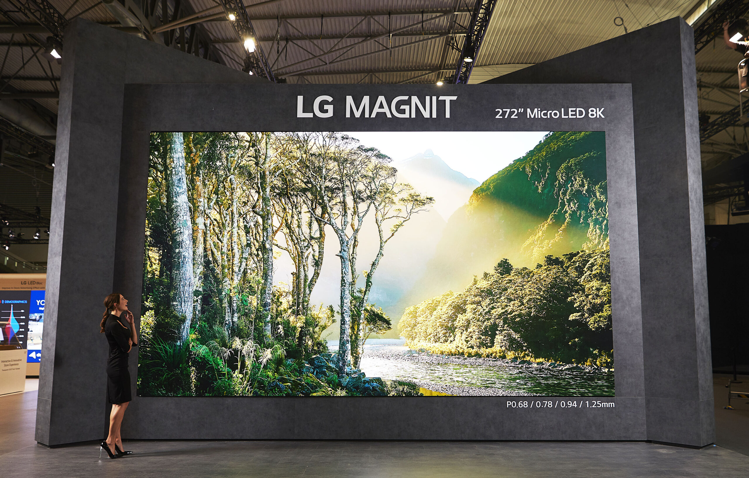 A ISE 2023 LG presenta le nuove soluzioni di digital signage
