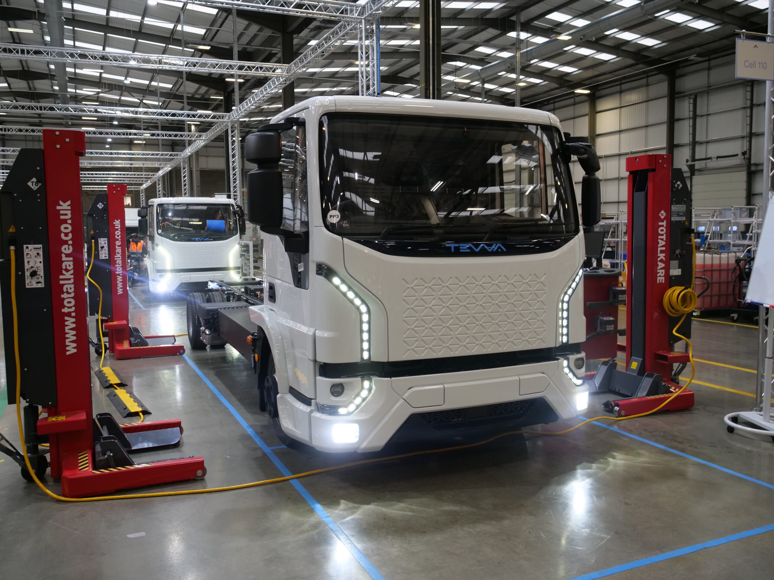 Tevva avvia la produzione per il suo nuovo camion elettrico