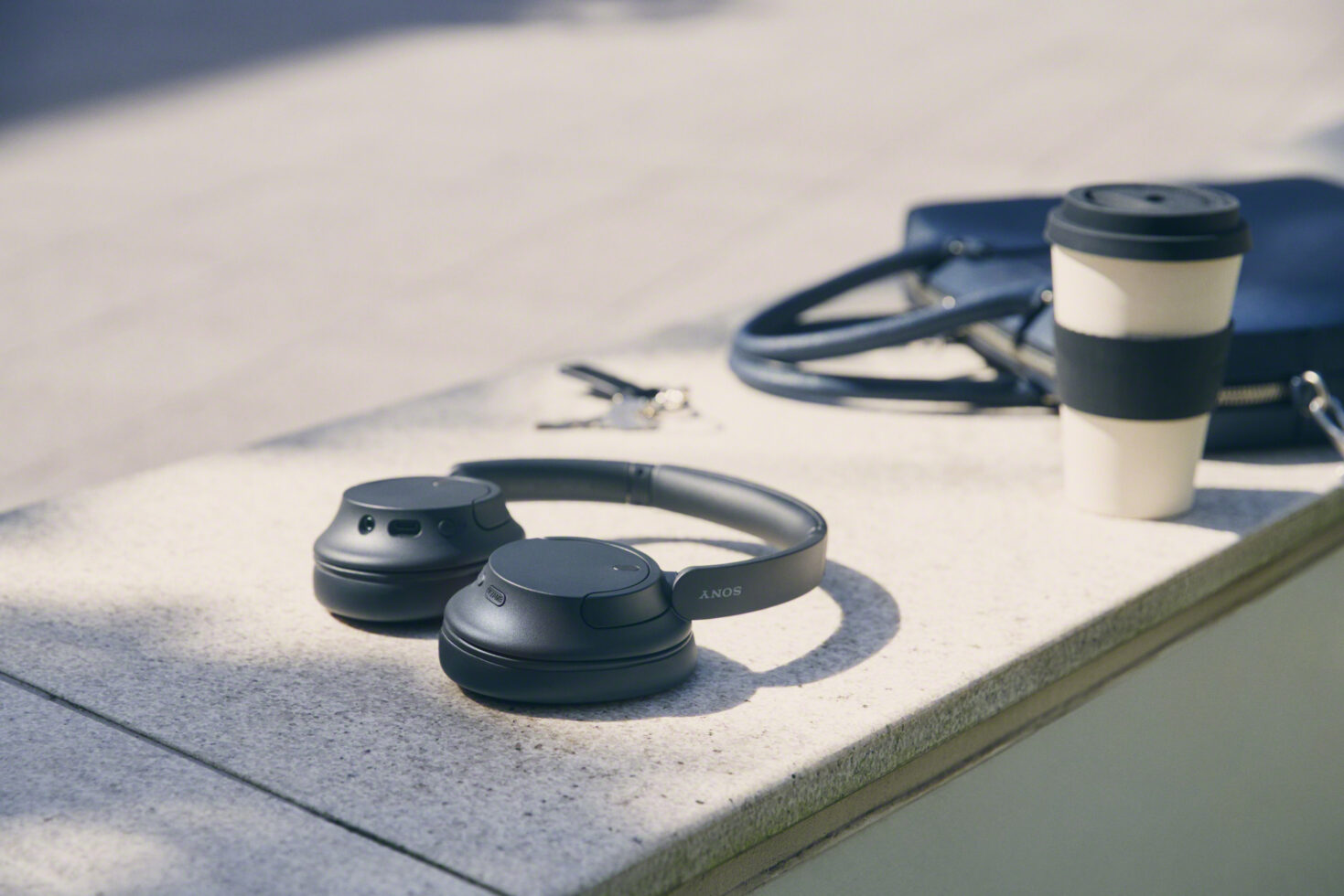 Sony presenta le due nuove cuffie wireless WH-CH720N e WH-CH520