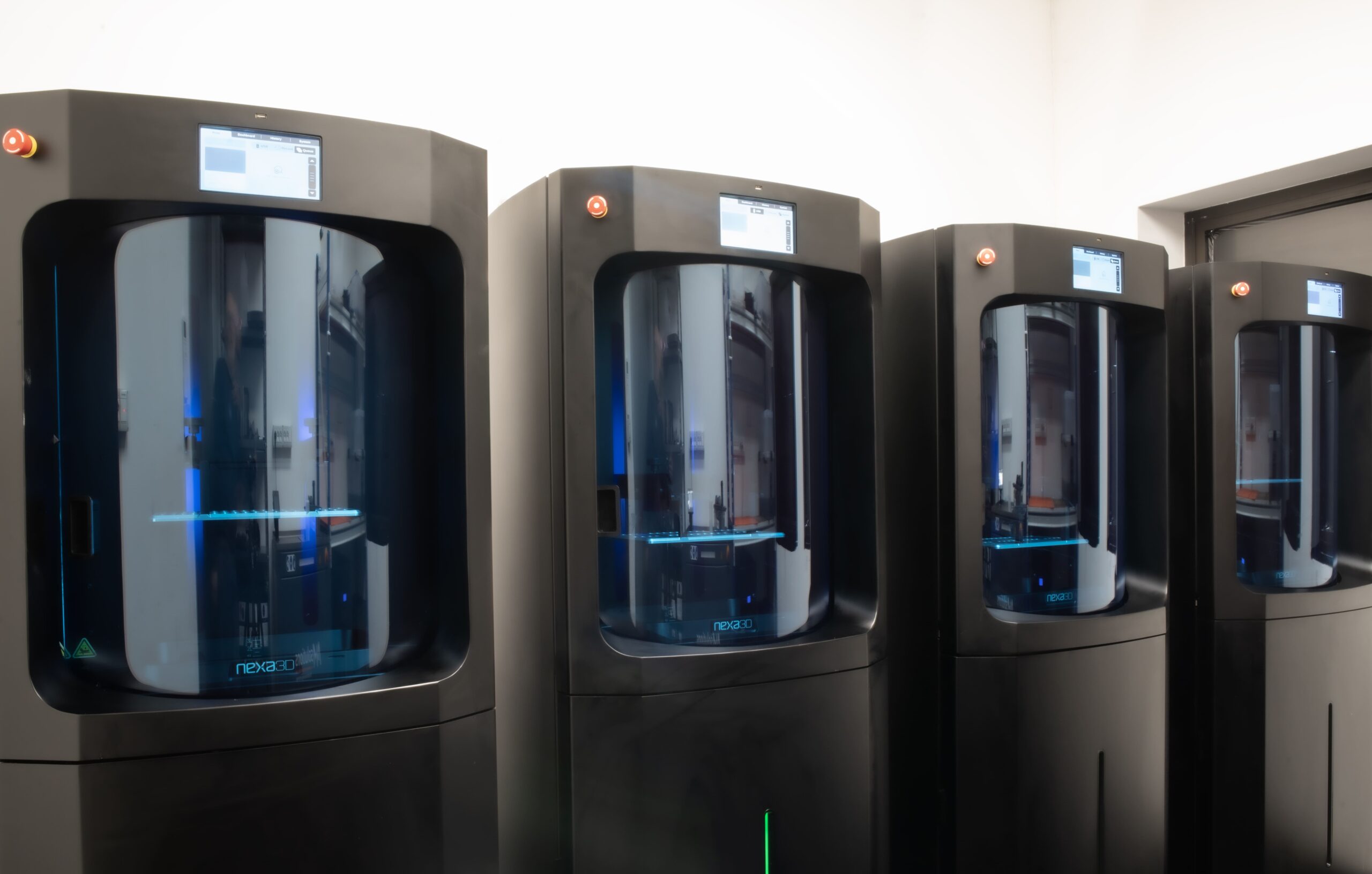 Weerg e Nexa3D: quattro nuove stampanti per prodotti in resina ad alte performance
