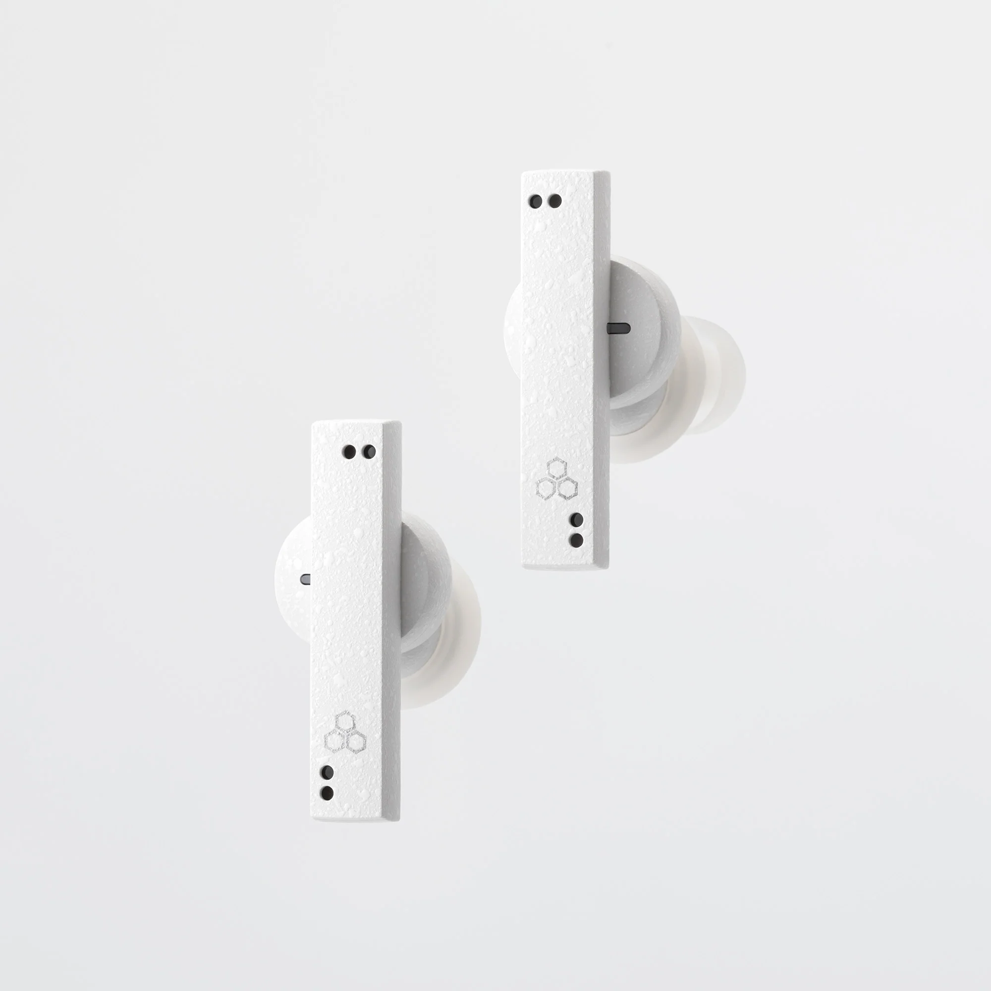 Final Audio presenta gli auricolari wireless ZE8000