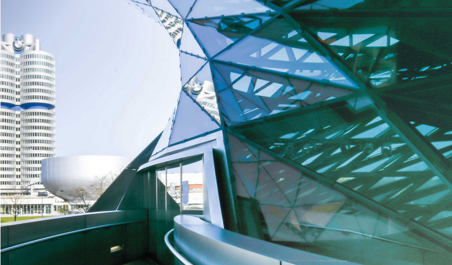 BMW Group ottiene ottimi margini in un ambiente volatile