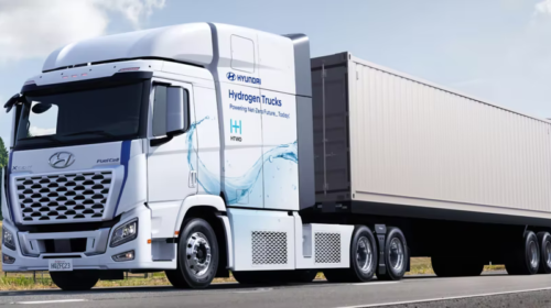 Hyundai presenta negli USA il camion a celle a combustibile XCIENT