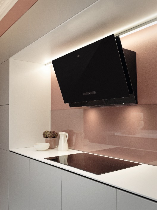 Da Franke le nuove cappe Mythos e Maris Vertical Pro