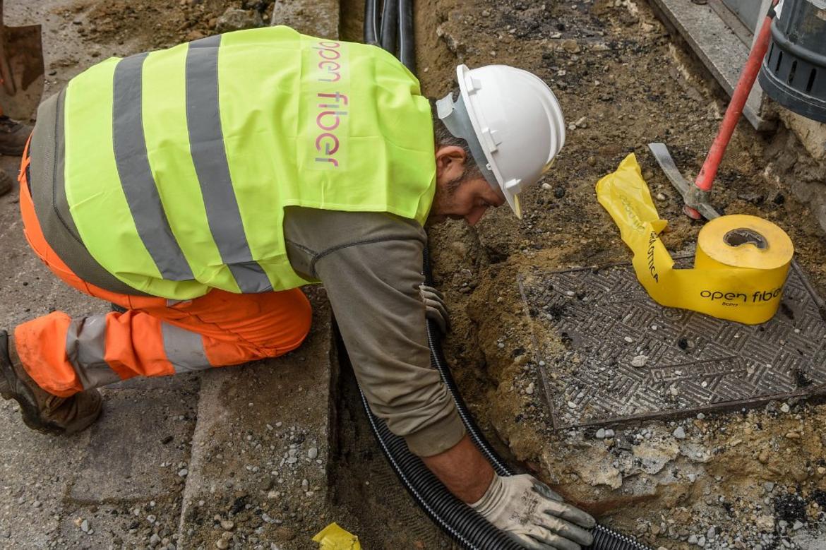 Fibra ottica: collegati sei nuovi Comuni del Trentino